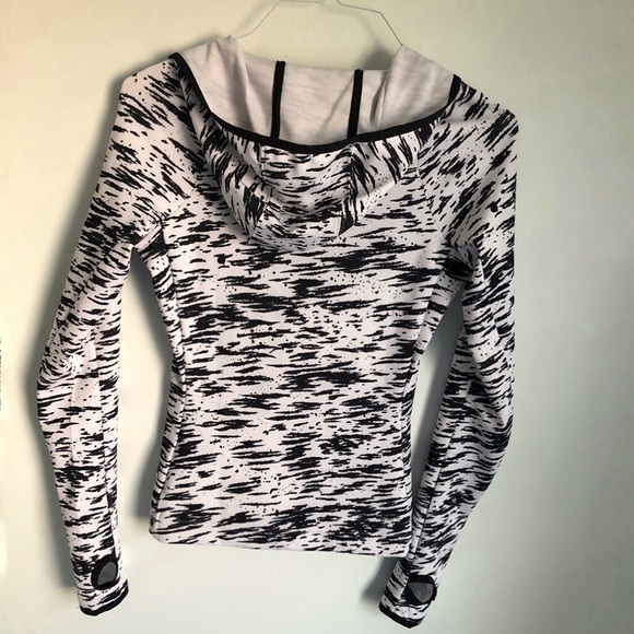 Adidas Exercise Top - Picture 4 of 5